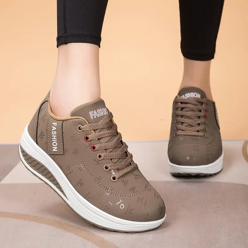 Thick Bottom Swinging  Walking Sports Sneakers