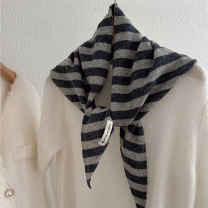 Bufanda triangular británica coreana Nicho