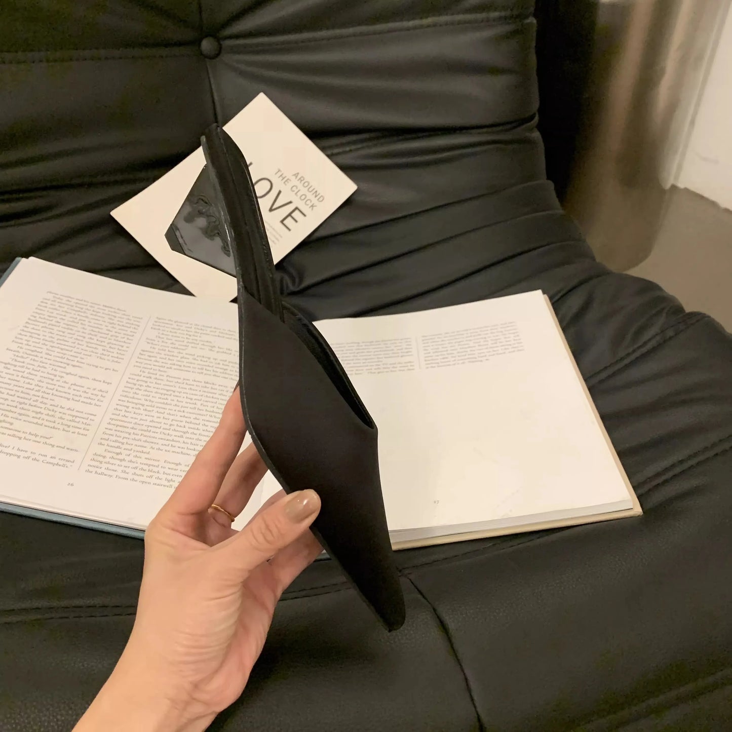 Luxury Elegant Low Heel Slipper