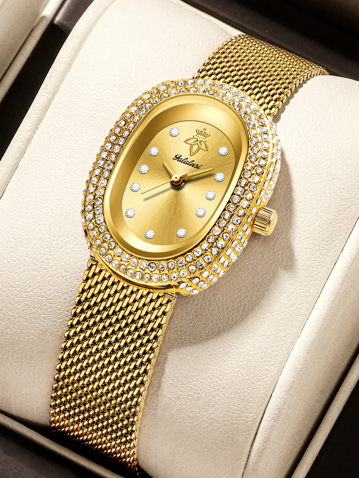Minimalist Oval Dial Elegant Bracelet Watch