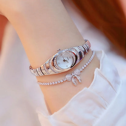 Rhinestone round dial alloy quartz watch set