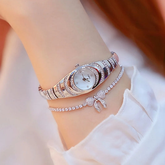Rhinestone round dial alloy quartz watch set