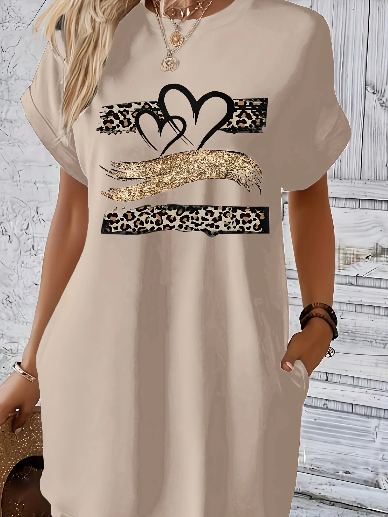 Casual Knit T-Shirt with Heart  Print Crew dress