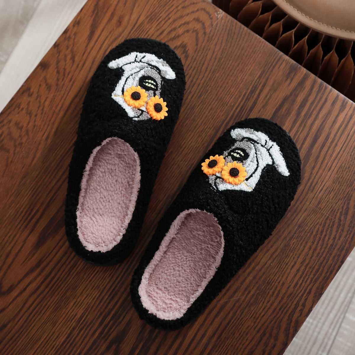 Black Halloween Horror Atlantis Clown Pattern Home Thick-Soled Fur Slippers