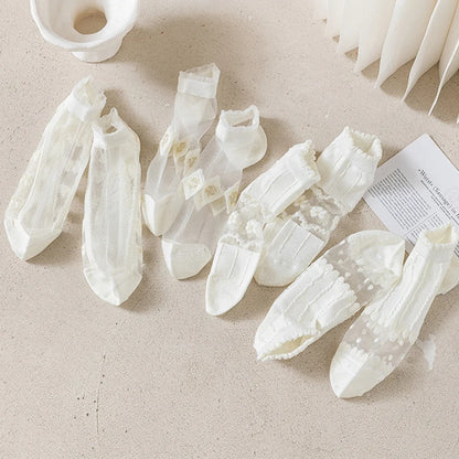 5 أزواج من الجوارب البيضاء القصيرة