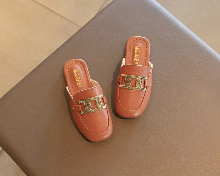 Covered Toes Flat Leather Slippers Flats