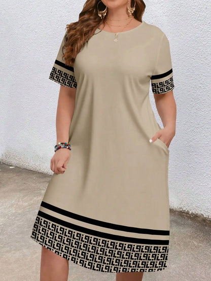 Plus-size short-sleeved round-neck pocket geometric dress