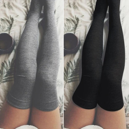 Calcetines largos lisos negros y blancos sexis