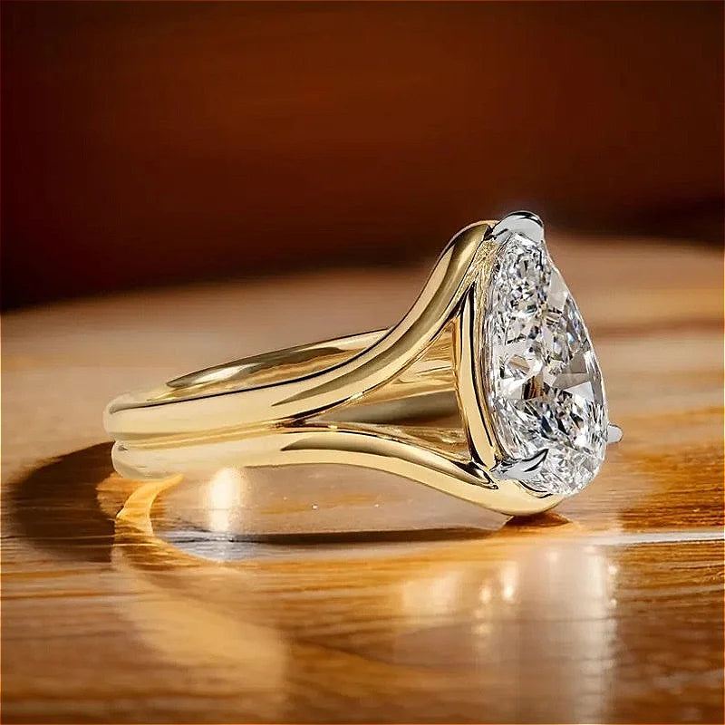 Eternal inlaid Sparkling Water Drop Shaped Synthetic Zirconia Rings