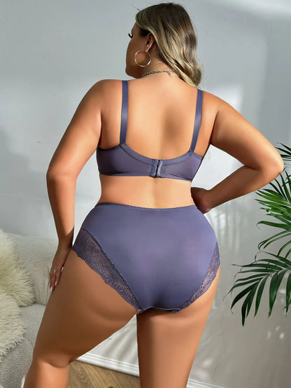 طقم ملابس داخلية مثيرة بمقاس كبير من الدانتيل من Beauwear