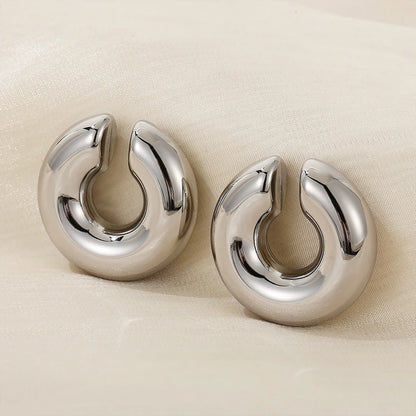 DANA Smooth Circle C Shape Clip Earrings