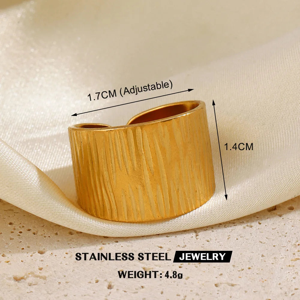 Gold Stainless Steel Heart Metal Hollow Waterproof Rings