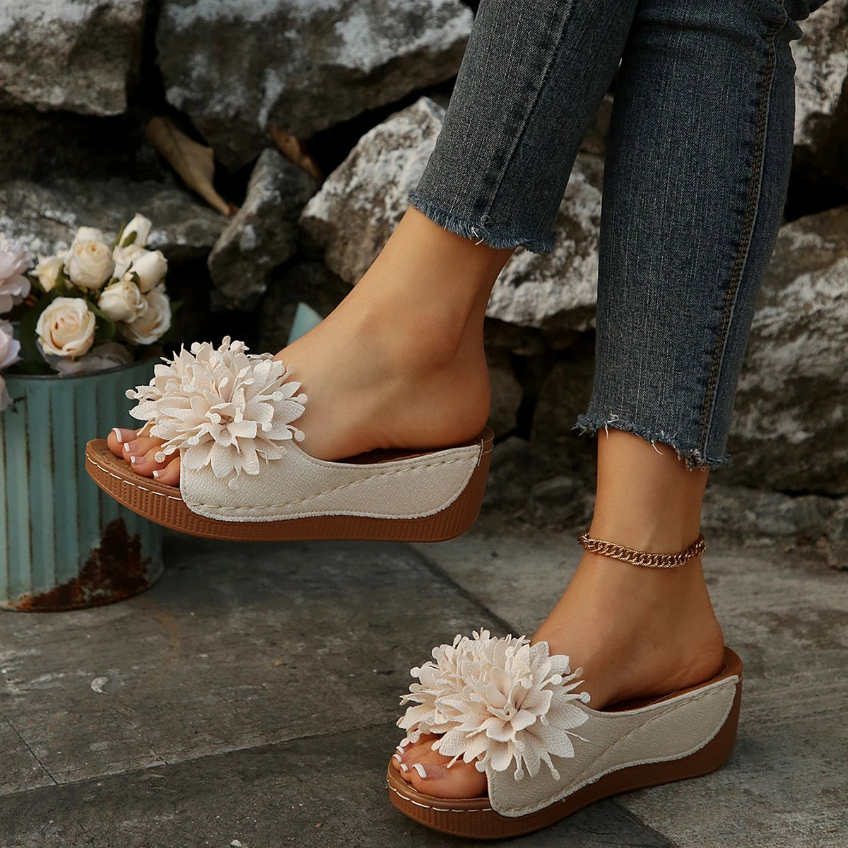 Flower Decoration Wedge Open Toe Slip Sole Sandals