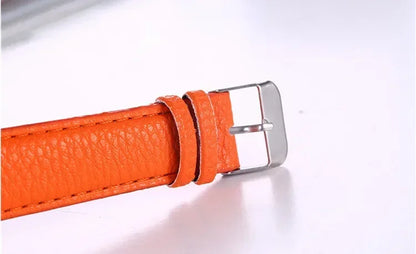 Leather Simple Quartz Wristwatch
