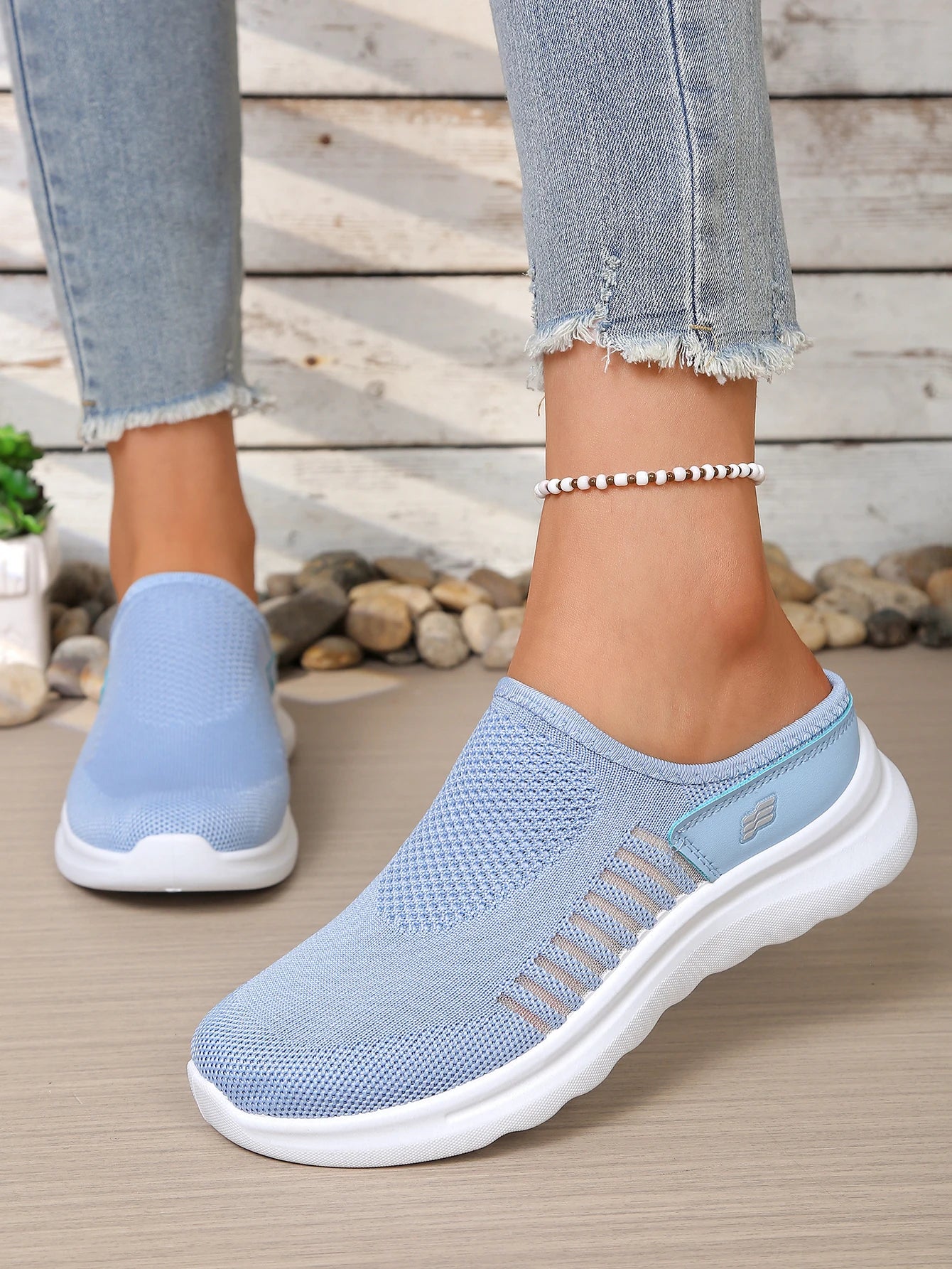 Breathable Youth Style Footwear Stylish Half Sneakers