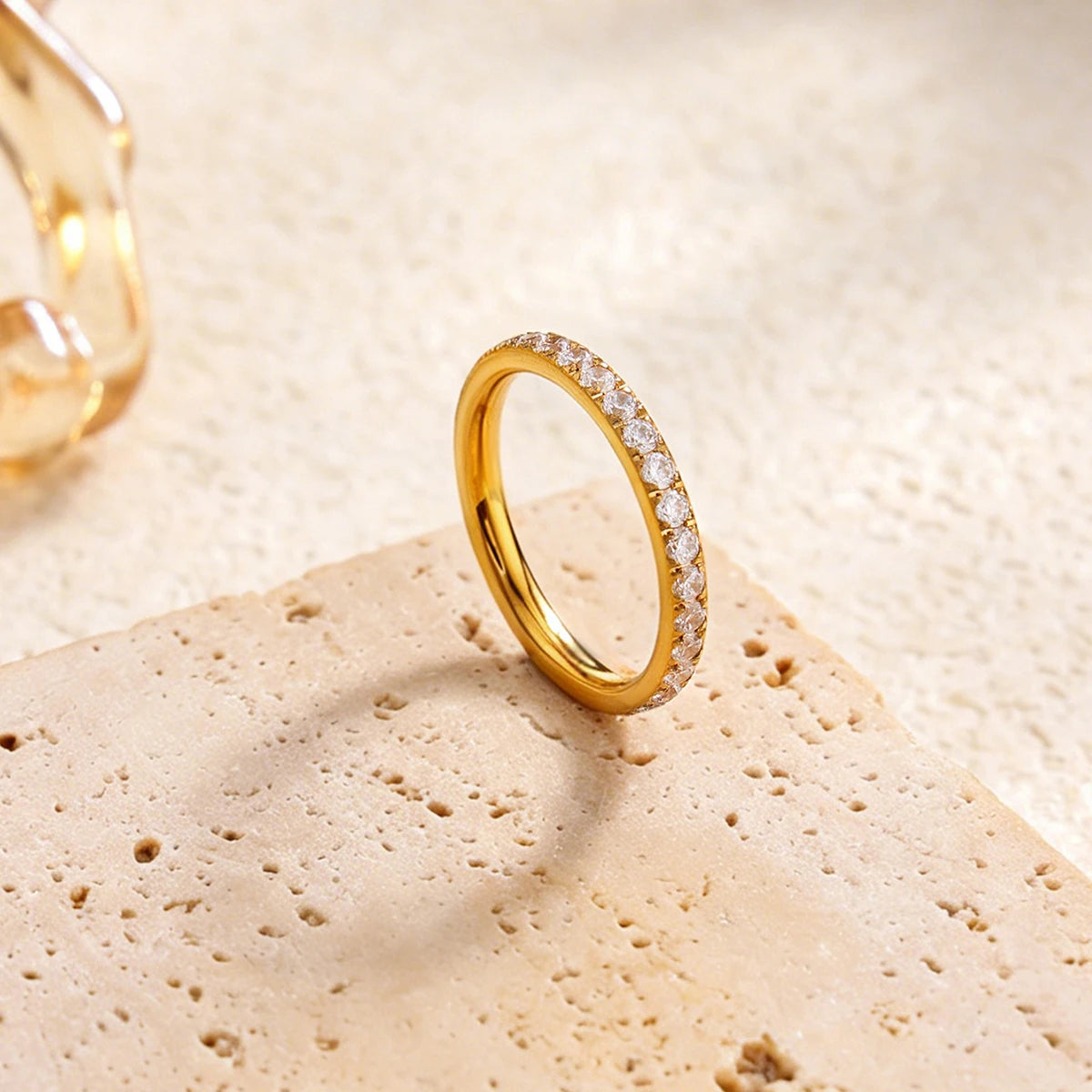 Luxury Stainless Steel 18K PVD Gold Plated Shiny Zircon Stackable Rings