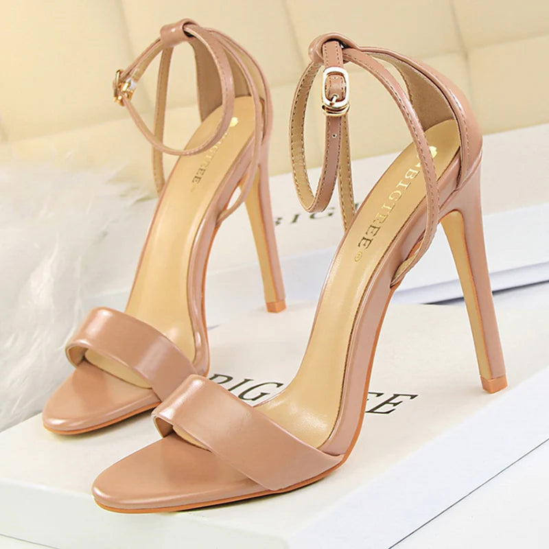 Black-White Concise Leather 11cm High Heels Sandals