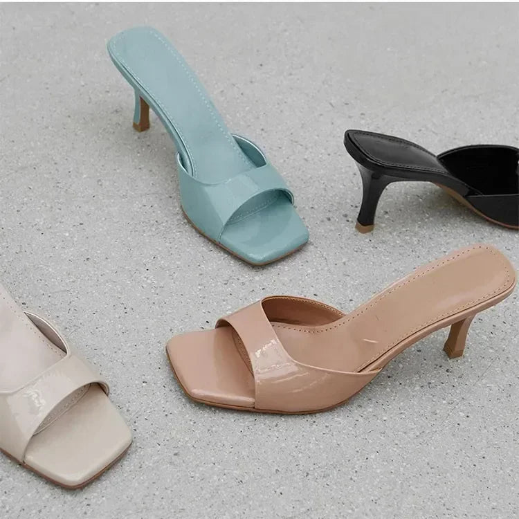 DANA Square Open Toe Slipper