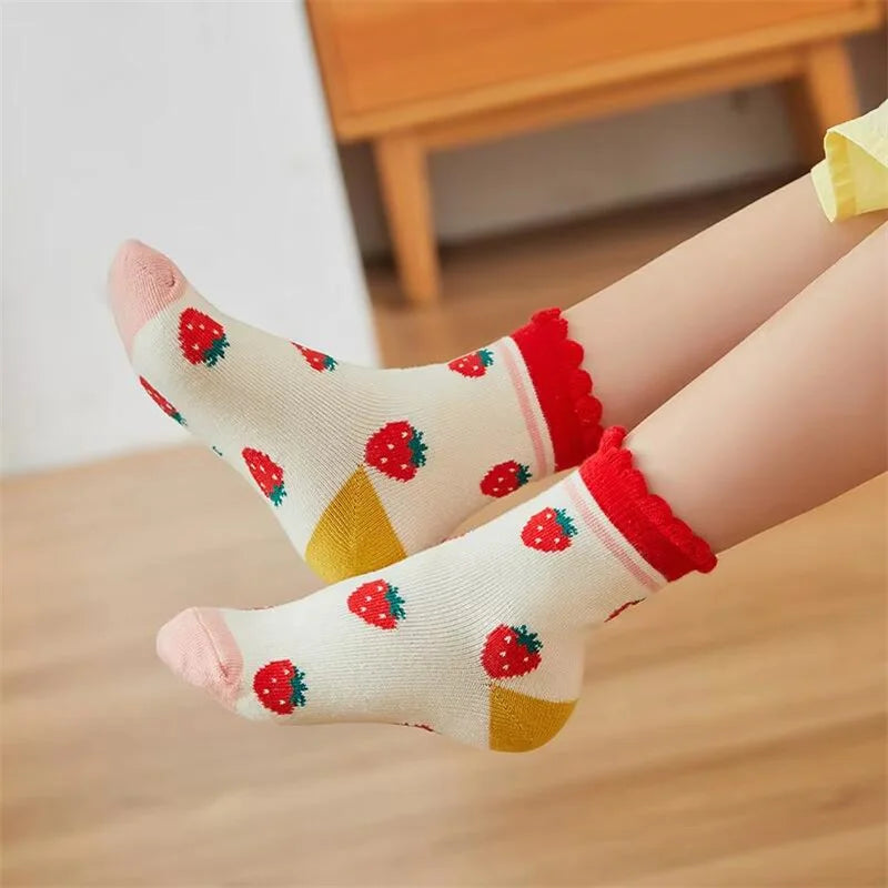 5Pairs/lot Girls Cotton Strawberry Cute Socks