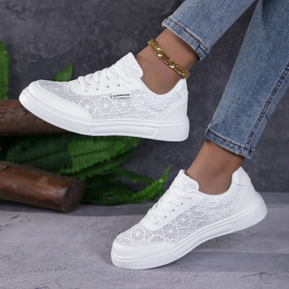 Vulcanized White Lightweight Athletic Skateboard Sneakers