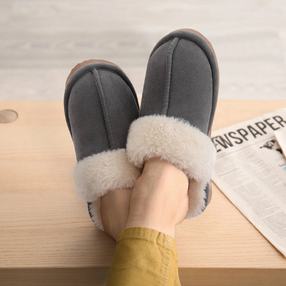 Crestar Winter Home Warm Comfortable Fur Slippers