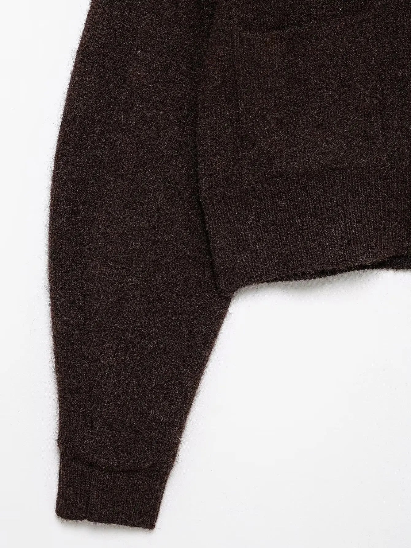 Falda mini ajustada de punto de manga larga con cuello redondo