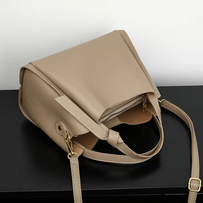 Retro Texture Large Capacity Shoulder Bag
