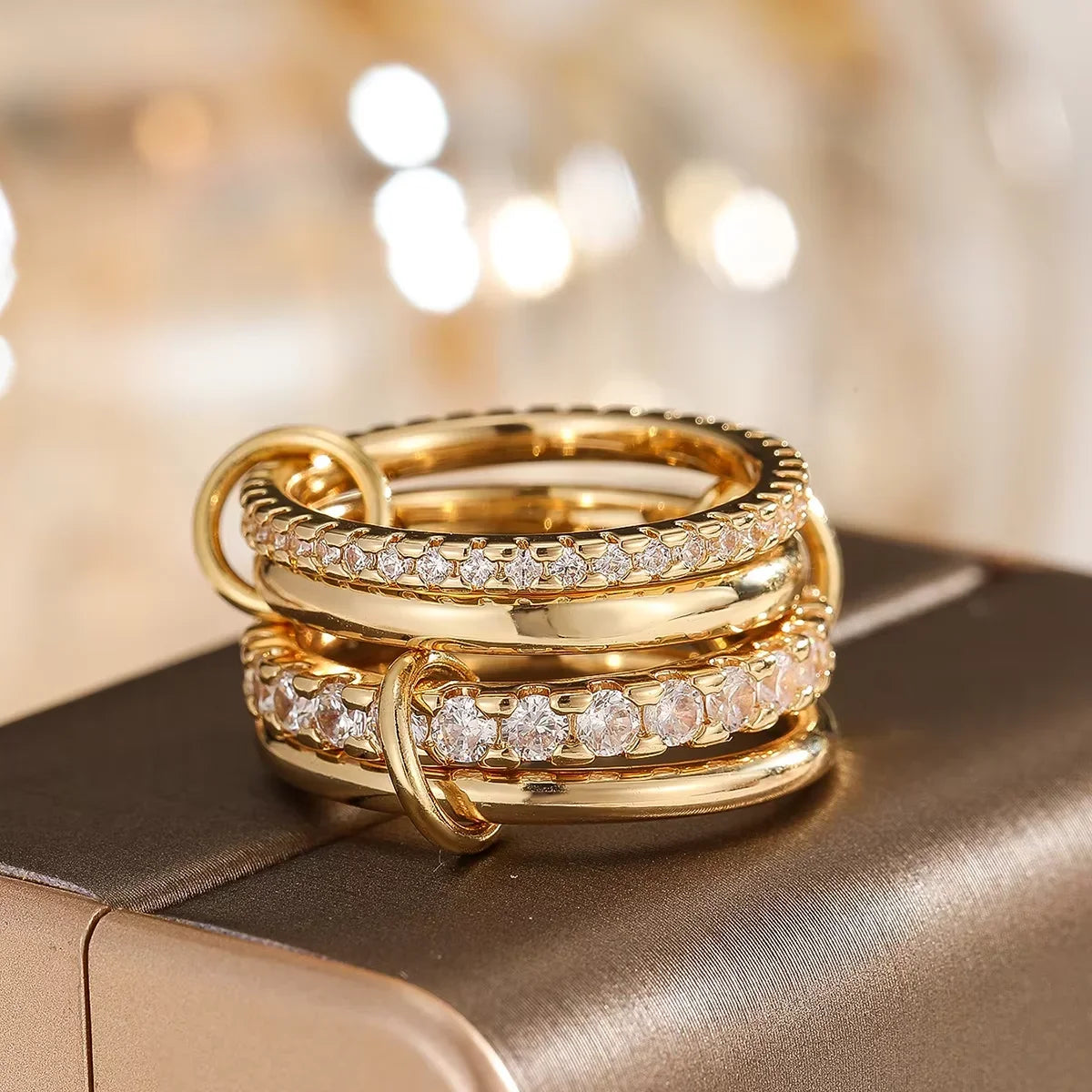 A Niche Four-Ring Copper Jewelry Ring