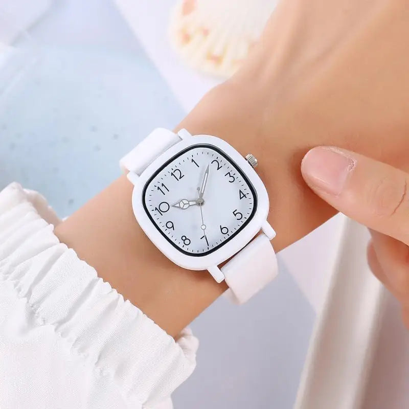 Quartz Simplicity Causal Silicone Strap Quartz Watch