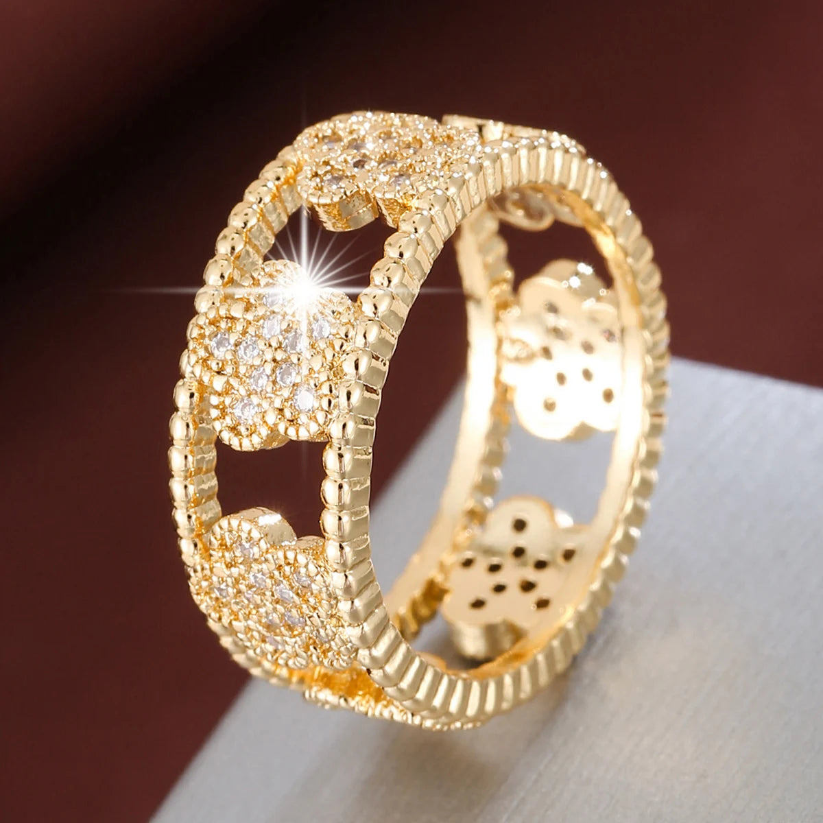 Exquisite Flower With Sparkling Synthetic Zirconia Rings