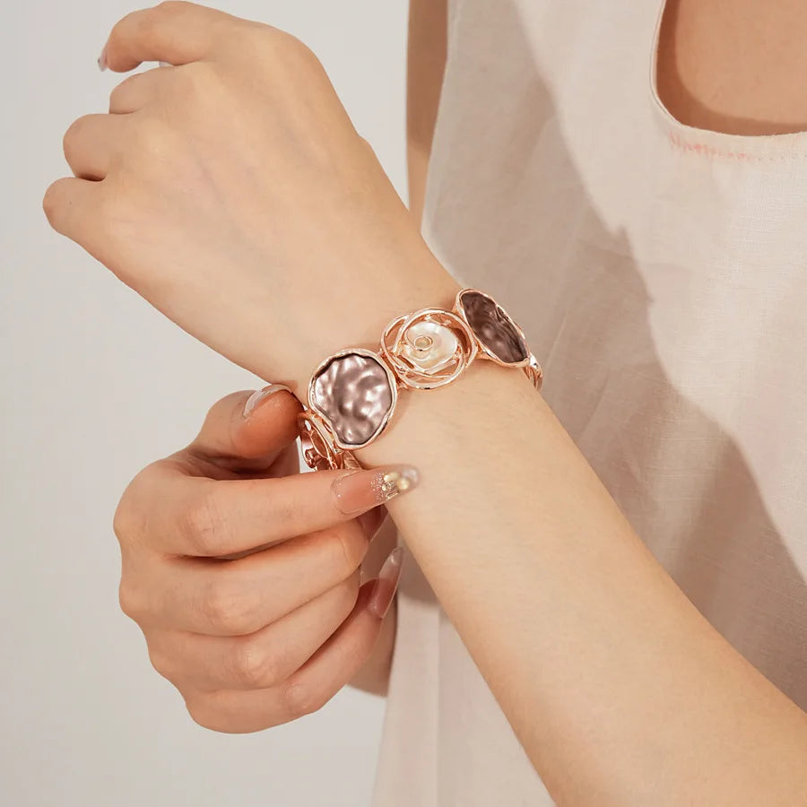 Vintage Dripping Oil Hollow Rose Flowers Geometric Bracelets