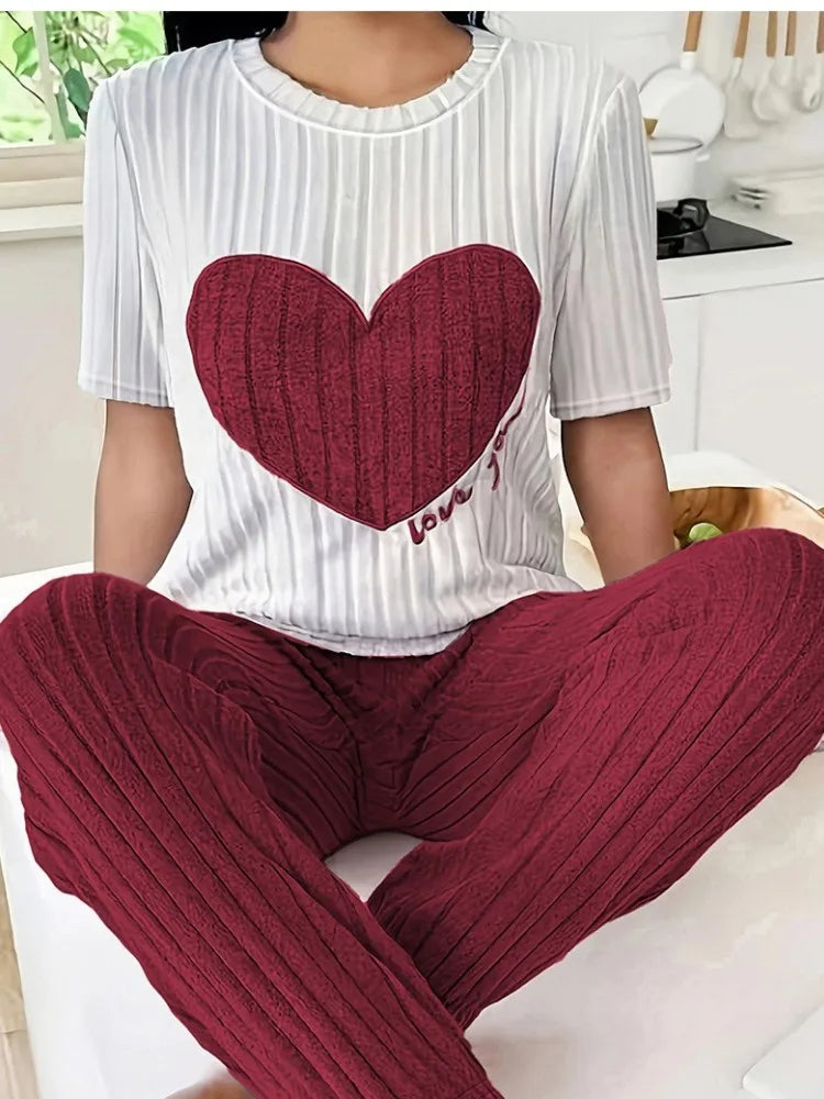 Heart Print Round Neck Short Sleeve Pyjama set