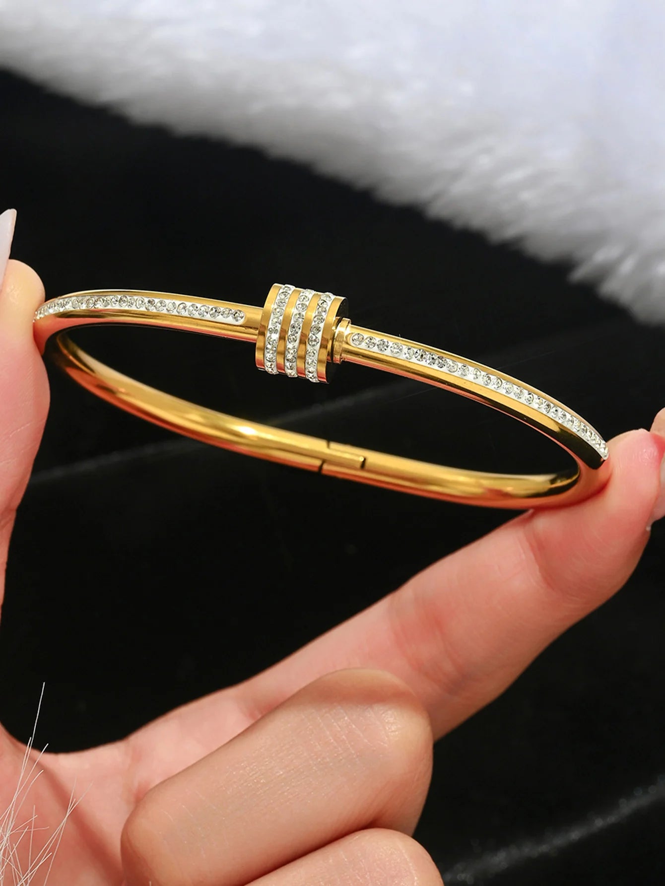 DANA bracelet gold bangles