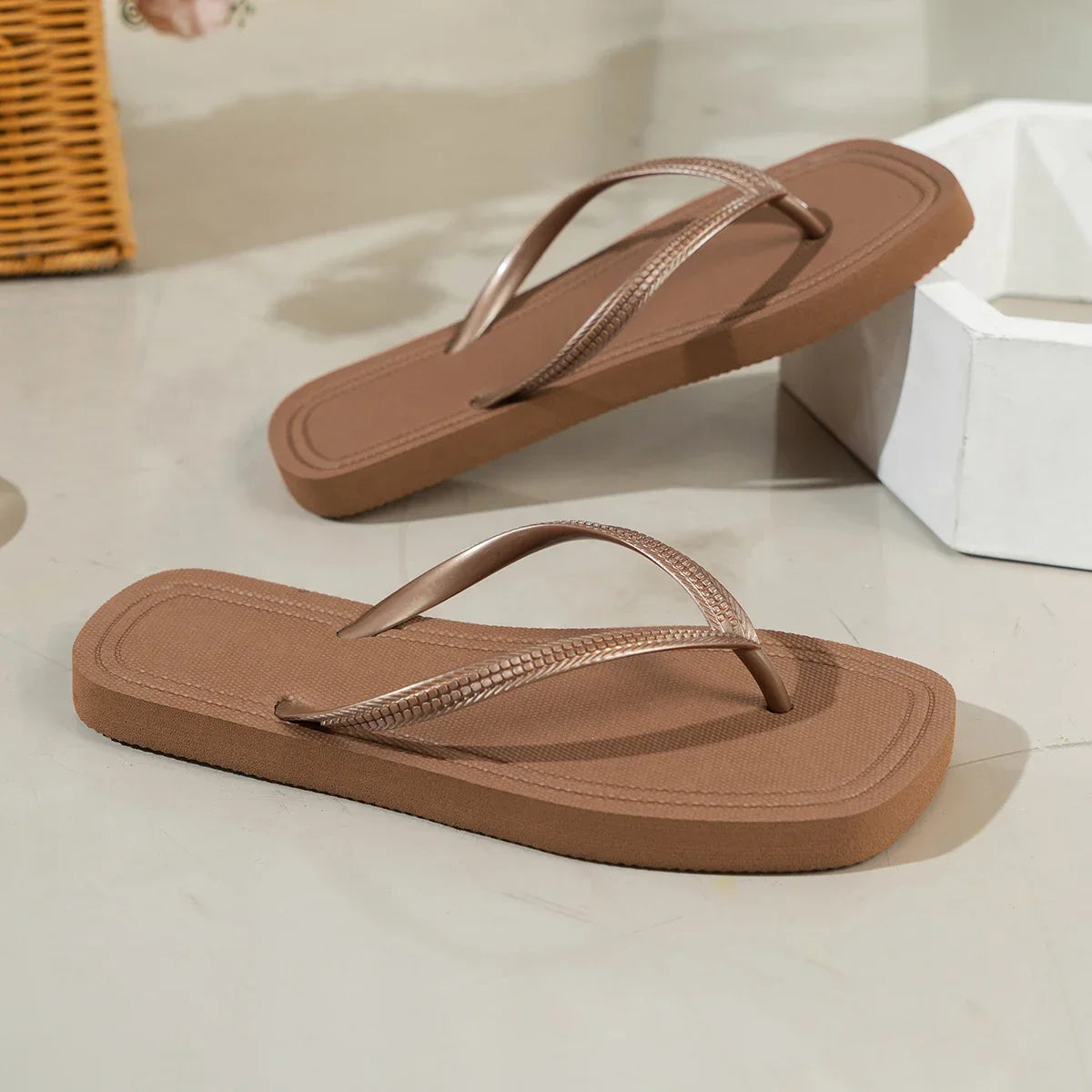 Flip Flops casual lightweight flat Slipper