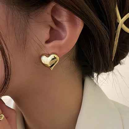 DANA Love Heart Shaped Stud Earrings