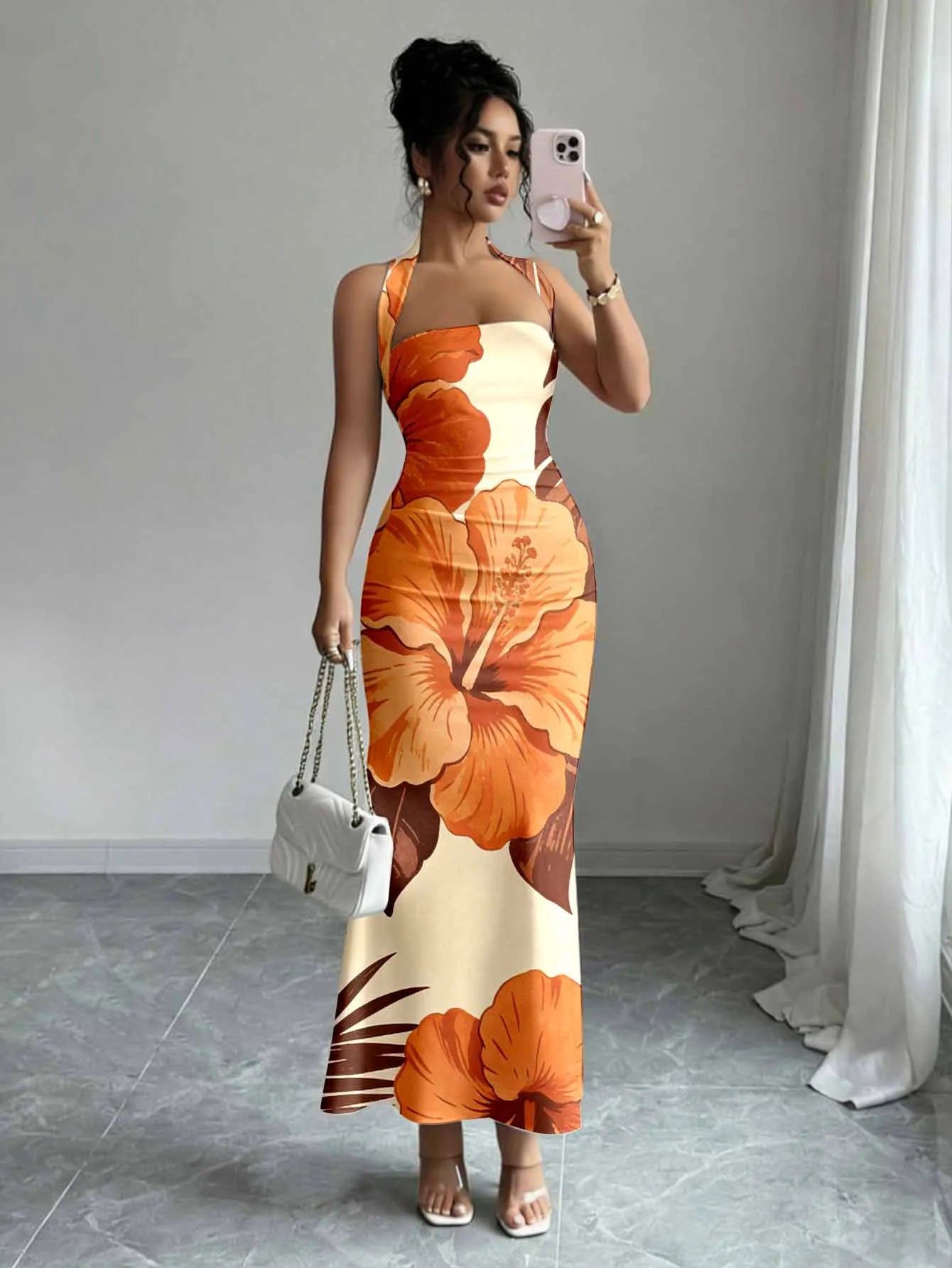 Hip-Hugging Sleeveless Long Collar Flowing Dress