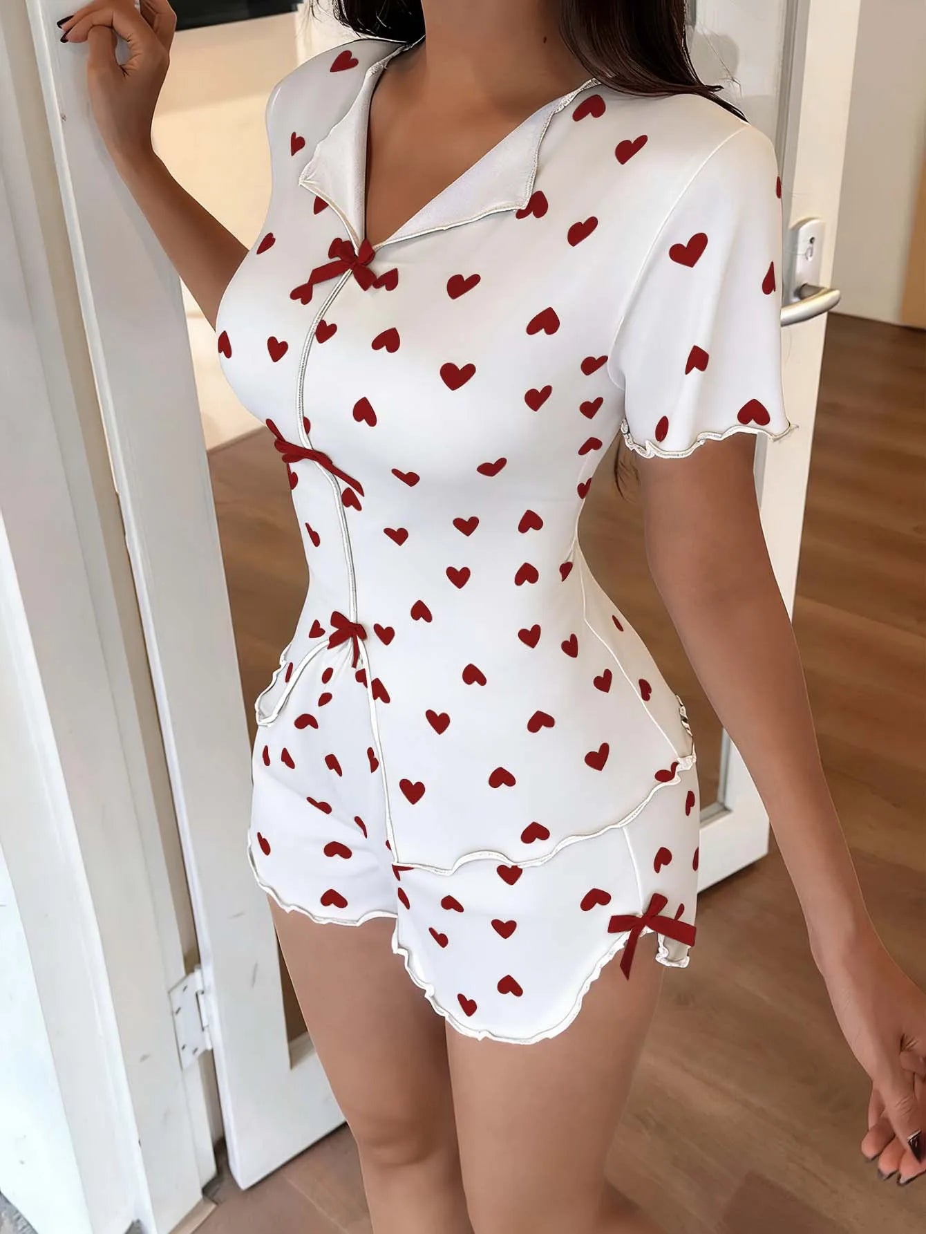 Love Printed Collar Short Sleeve Bow Slim Fit Pajamas