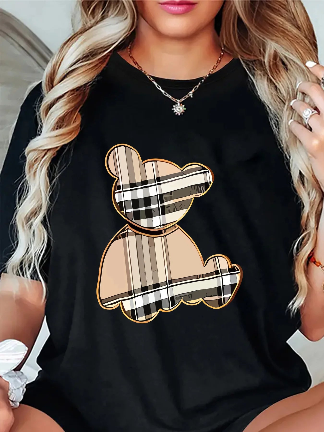 Casual Striped Bear Print T-Shirt