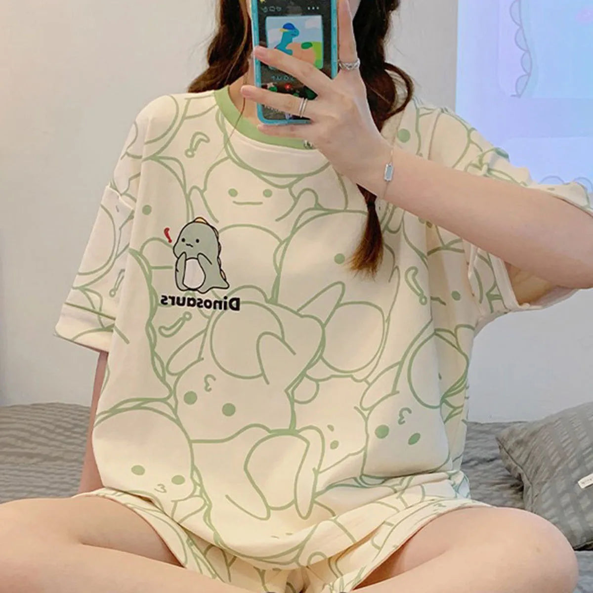 Loose Fit Cartoon Bear Short Sleeve Gradient Casual Pajamas Sets