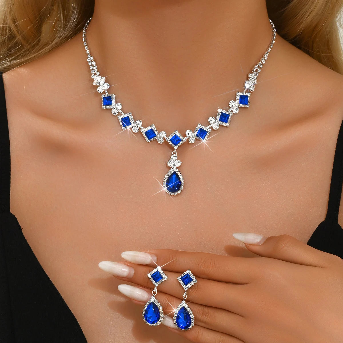 Claw Chain Geometric Droplet Necklace Set