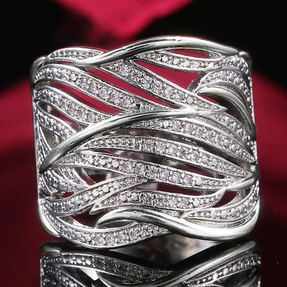 Hollow Luxury Inlaid Sparkling Cubic Zirconia Rings