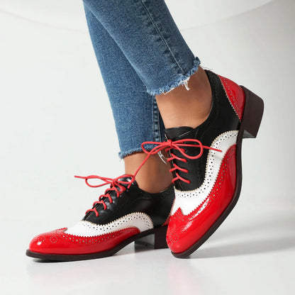 Oxford pointed toe shoes