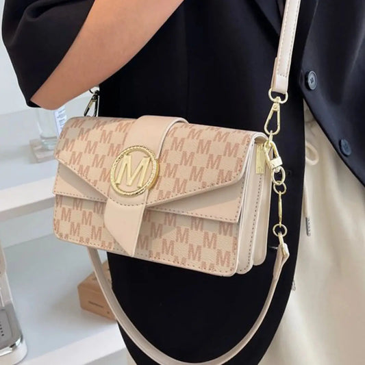 Diagonal cross style crossbody bag