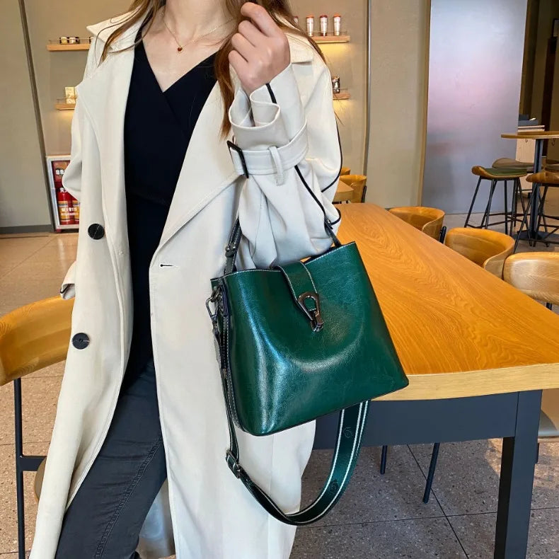 Real Oil Wax Leather Bucket Large Capacity Cowhide Crossbody Tote Bag