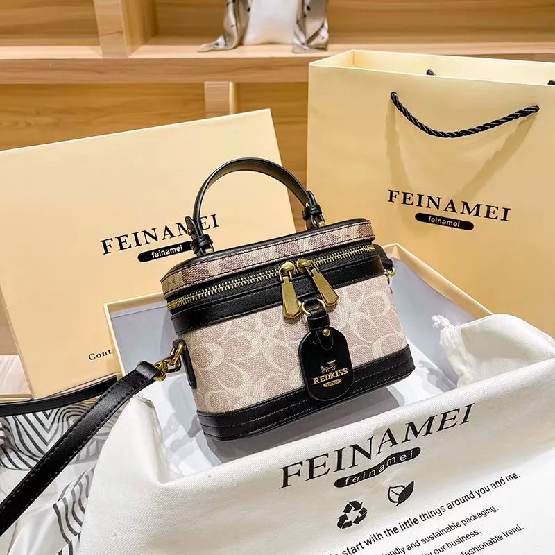 DANA minimalist small Box bag