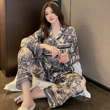Ice Silk Ink Painting Long-Sleeved Home Wear Pajama Set
