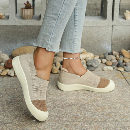 Retro Dual-tone Slip-on Breathable Soft Shoes
