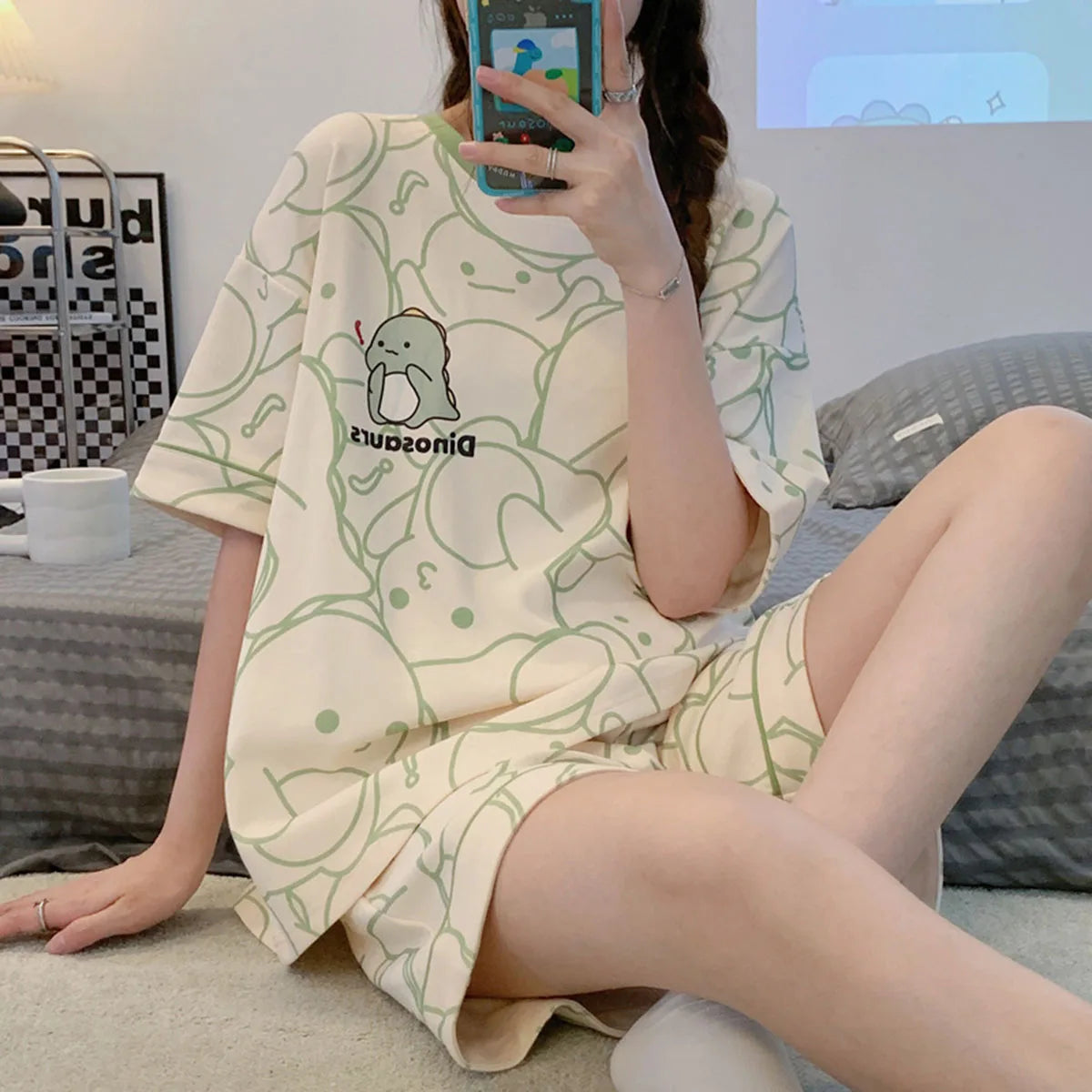 Loose Fit Cartoon Bear Short Sleeve Gradient Casual Pajamas Sets