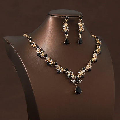 Full Of Brief  Classical Necklace Set