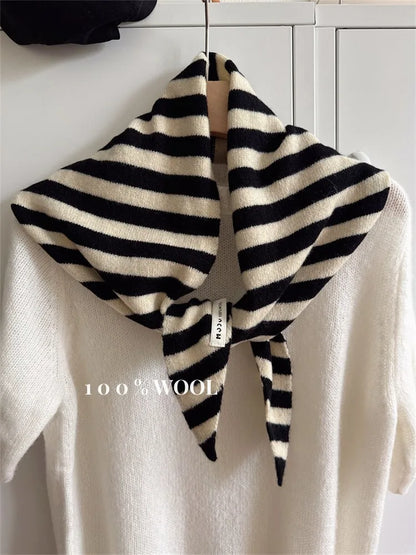 Bufanda triangular británica coreana Nicho